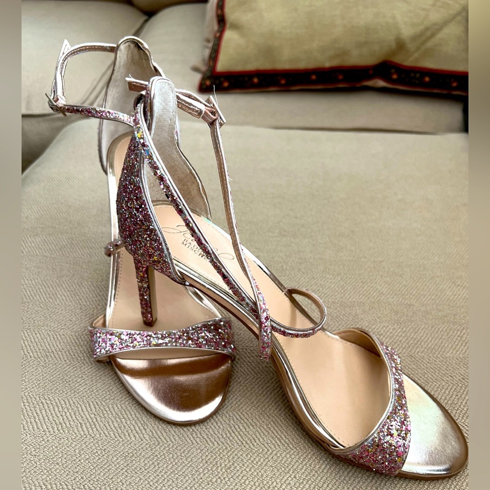 Jewel Badgley Mischka Glittery Pink Heels